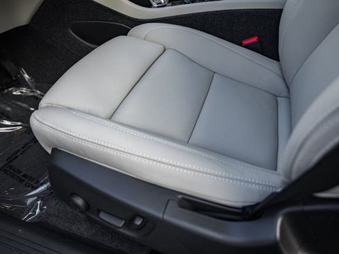 New 2026 Volvo XC40 B5 Ultra w/ Protection Package Premier image 36