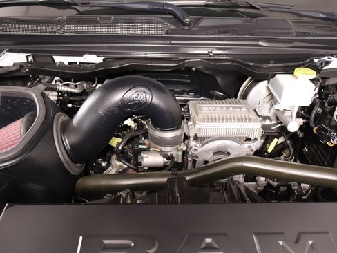 Used 2023 RAM 1500 Laramie AWD/4WD image 20