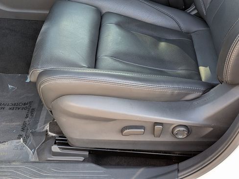 Certified 2025 Subaru Outback Touring XT image 12