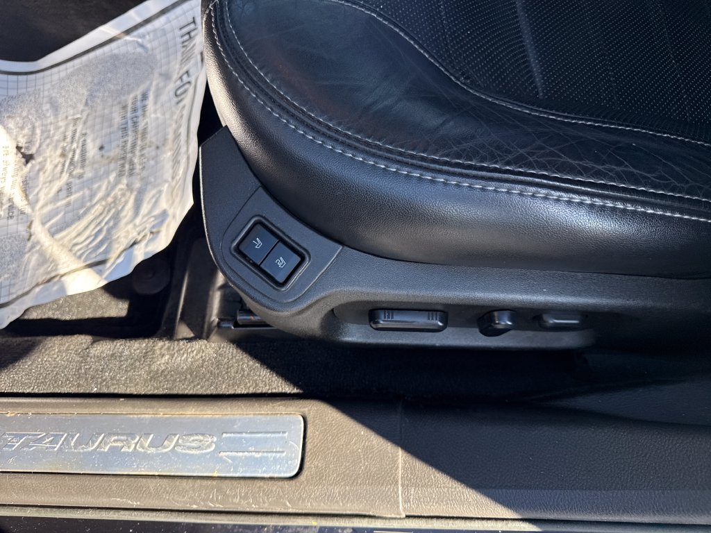 Used 2016 Ford Taurus SHO w/ Equipment Group 401A AWD/4WD image 24
