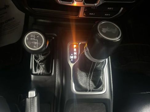 Certified 2023 Jeep Wrangler Sahara w/ Dual Top Group image 20