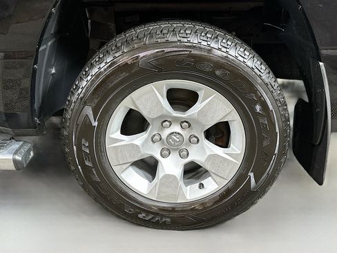Used 2024 RAM 1500 Big Horn AWD/4WD image 29