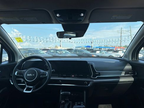 Used 2023 Kia Sportage SX FWD image 9