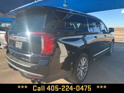 Used 2021 GMC Yukon XL Denali w/ Denali Premium Package image 7