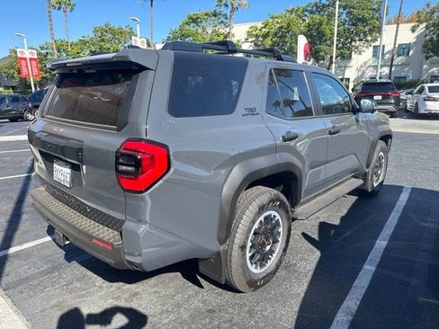 Used 2026 Toyota 4Runner TRD Off-Road Premium AWD/4WD image 3
