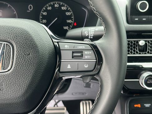Used 2025 Honda Civic Sport image 13
