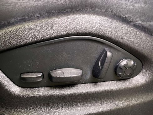 Certified 2023 Porsche Cayenne GTS image 17