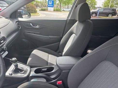 Certified 2023 Hyundai Kona SEL w/ Convenience Package AWD/4WD image 13