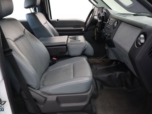 Used 2016 Ford F250 XL w/ XL Appearance Package image 31