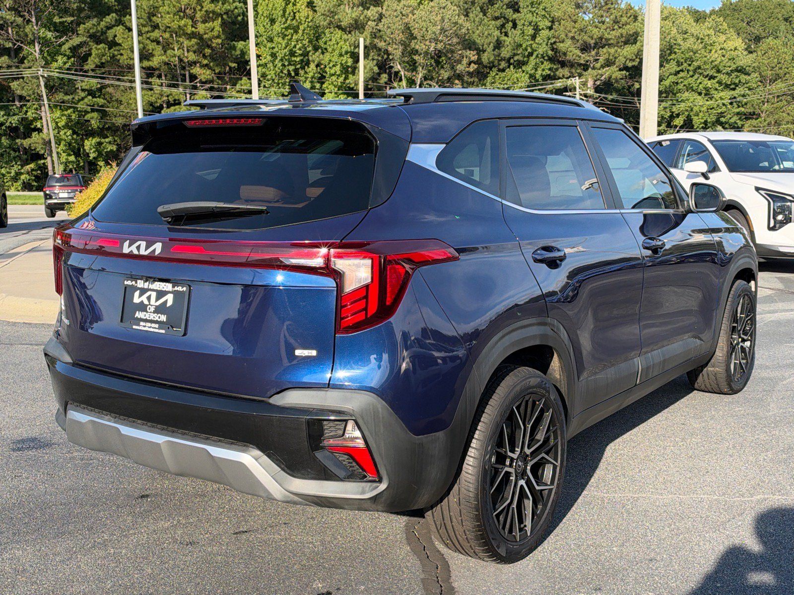 Certified 2024 Kia Seltos EX AWD/4WD image 4
