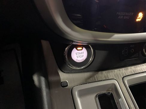 Used 2018 Nissan Murano SV w/ Cargo Package image 25