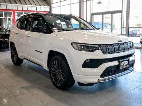 Used 2022 Jeep Compass High Altitude image 3