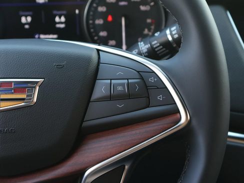 New 2026 Cadillac XT5 Premium Luxury image 18