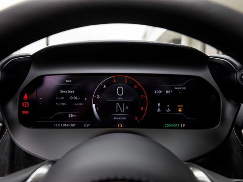 New 2026 McLaren 750S image 29