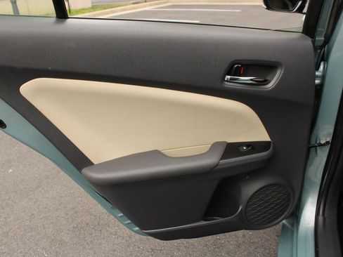 Used 2017 Toyota Prius Three FWD image 21