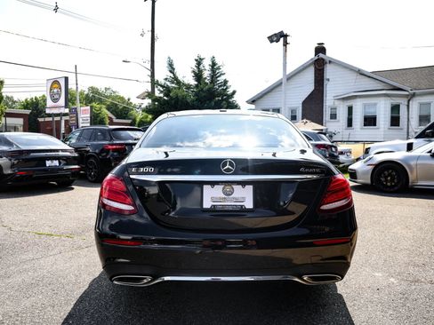 Used 2019 Mercedes-Benz E 300 4MATIC image 7