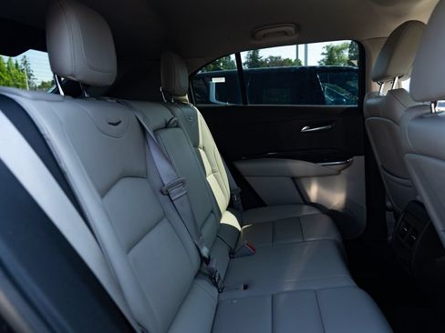 Used 2023 Cadillac XT4 Premium Luxury AWD/4WD image 21