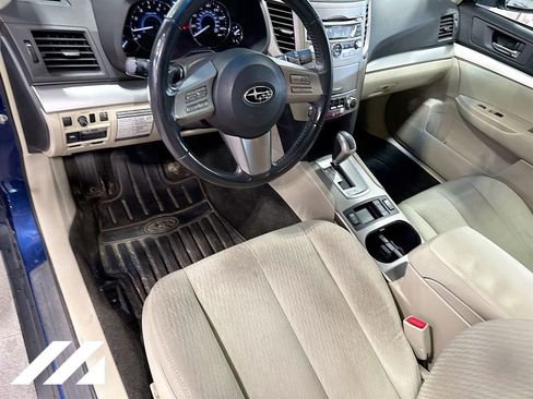 Used 2011 Subaru Outback 2.5i Premium AWD/4WD image 24