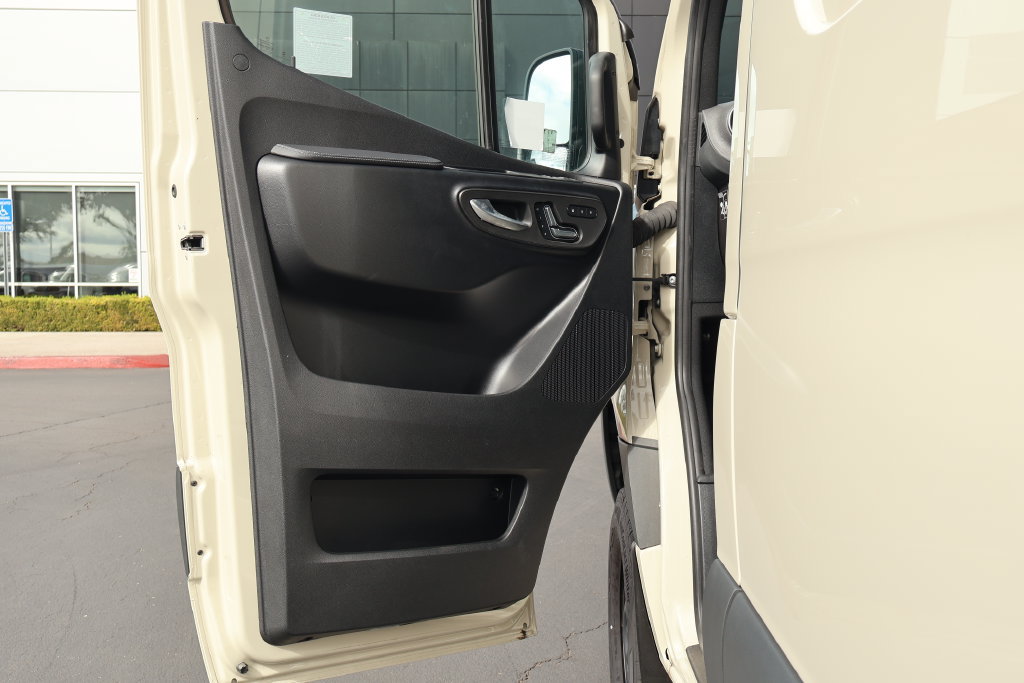 New 2026 Mercedes-Benz Sprinter 2500 image 7