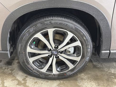 Certified 2023 Subaru Forester Limited AWD/4WD image 9