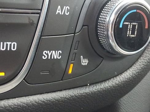 Used 2024 Chevrolet Equinox LT w/ LPO, Floor Liner Package image 25