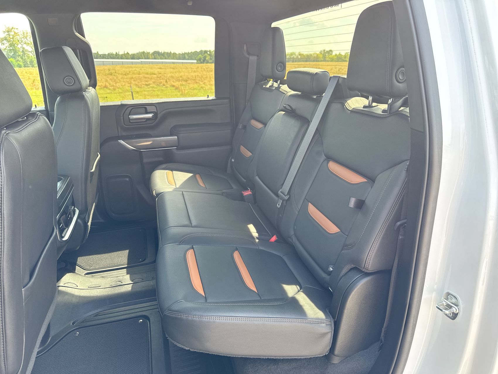 Used 2022 GMC Sierra 2500 AT4 w/ Gooseneck/5TH Wheel Package AWD/4WD image 21