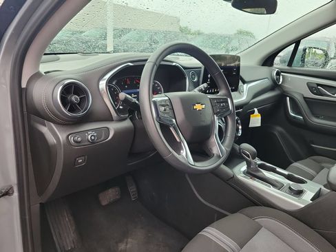 Used 2025 Chevrolet Blazer LT FWD image 15