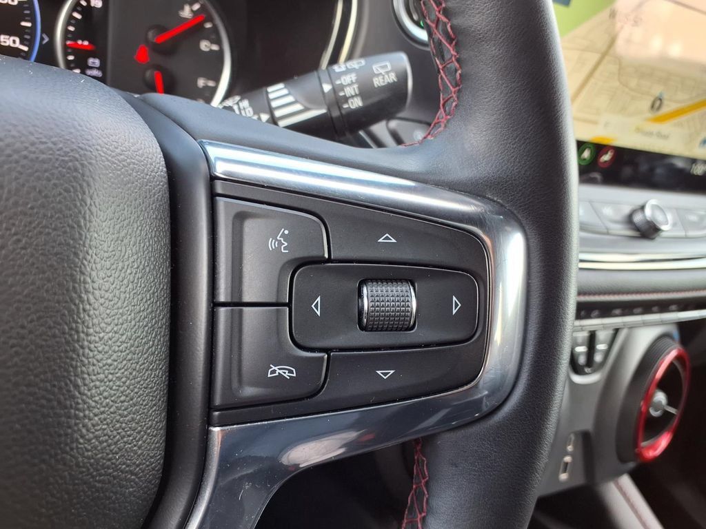 Used 2023 Chevrolet Blazer RS AWD/4WD image 16