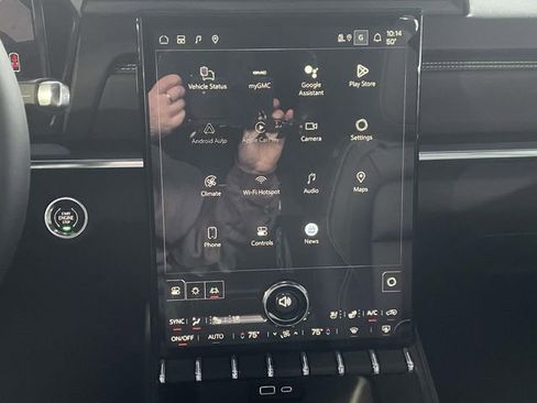 New 2026 GMC Terrain Elevation w/ Elevation Premium Package image 23