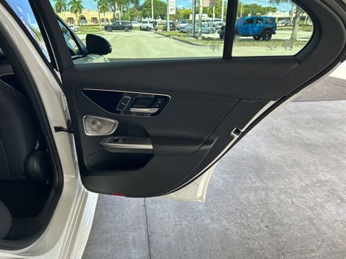 Used 2024 Mercedes-Benz C 300 Sedan image 33