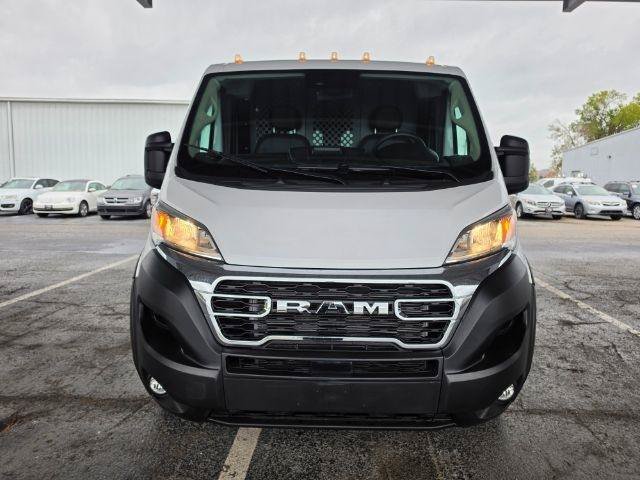 Used 2025 RAM ProMaster 2500 w/ U-Haul Equipment Group FWD image 3