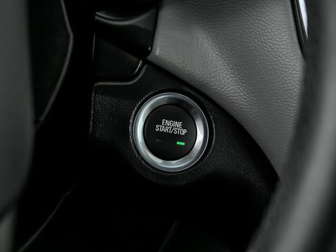 Used 2023 Chevrolet Equinox LT FWD image 26