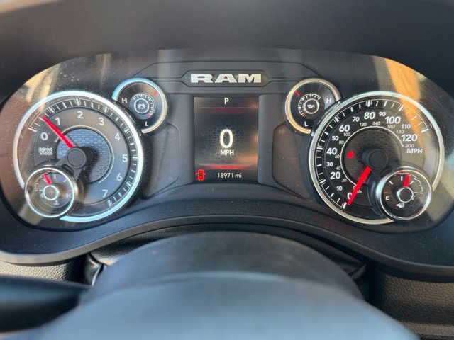 Used 2025 RAM 1500 Big Horn RWD image 14
