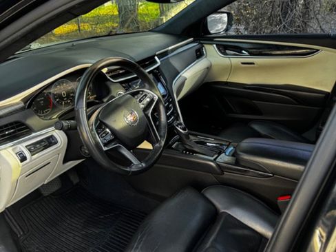 Used 2014 Cadillac XTS Platinum image 7