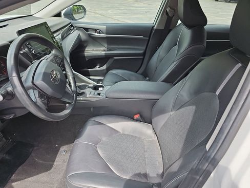 Used 2024 Toyota Camry XSE FWD image 18