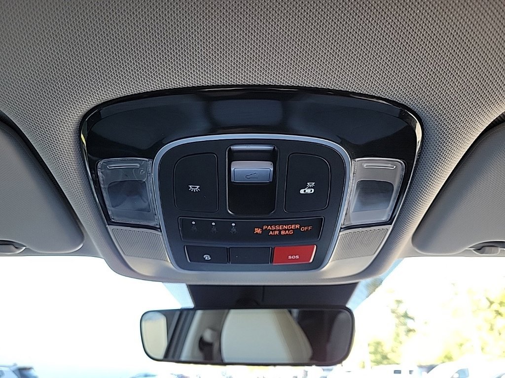 Used 2024 Hyundai Tucson Limited AWD/4WD image 30