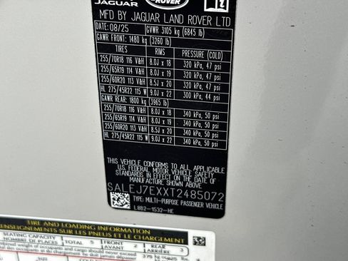 New 2026 Land Rover Defender 110 S image 31