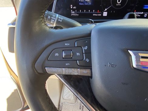 Used 2024 Cadillac Escalade Premium Luxury w/ Performance Package image 22