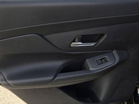 New 2026 Nissan Sentra SV w/ Floor Mat Package FWD image 9