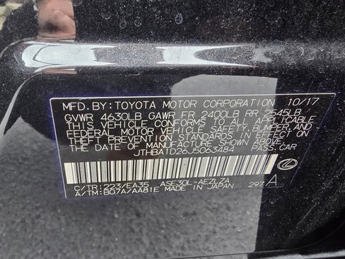 Used 2018 Lexus IS 300 F Sport w/ F Sport Package image 31