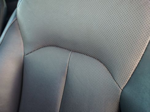 Certified 2025 Subaru Forester Limited image 23