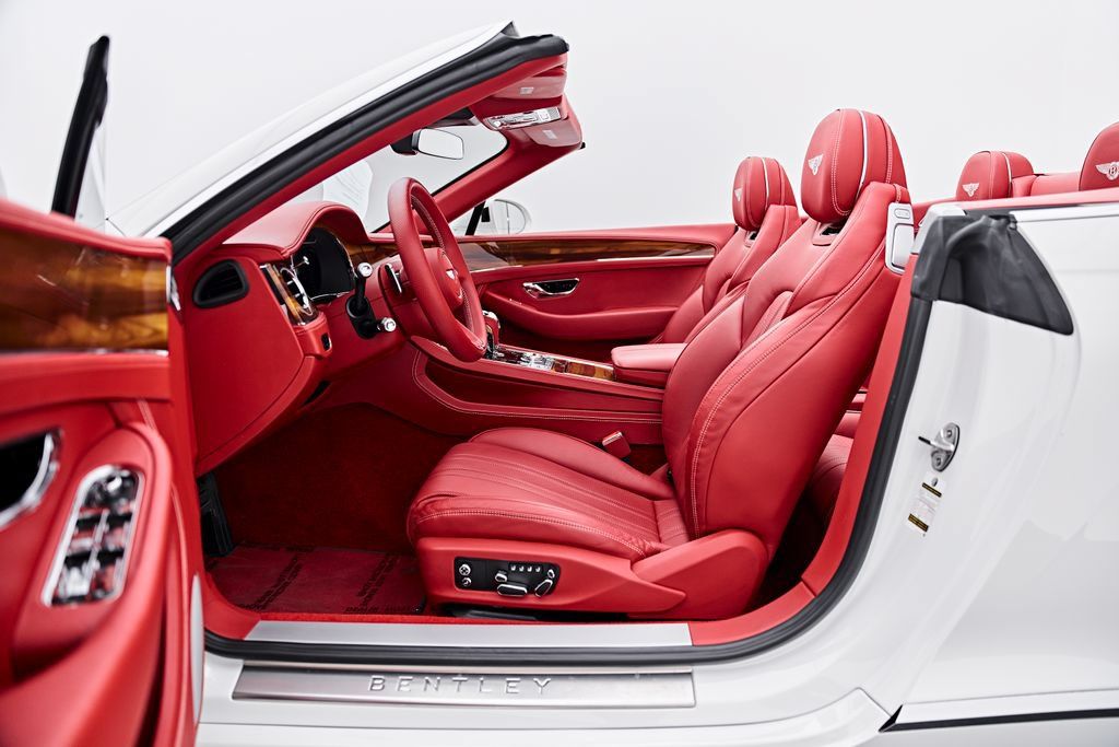 Used 2023 Bentley Continental GT V8 AWD/4WD image 34
