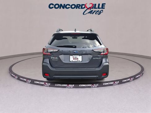 Certified 2025 Subaru Outback Premium AWD/4WD image 6