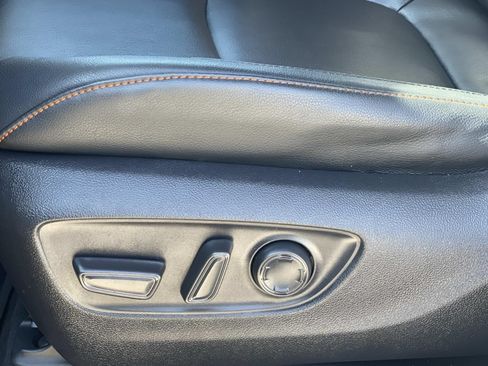 Used 2023 Toyota Sienna XSE w/ XSE Plus Package AWD/4WD image 19
