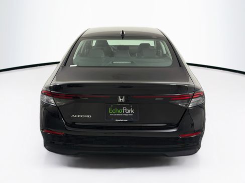 Used 2023 Honda Accord EX image 7