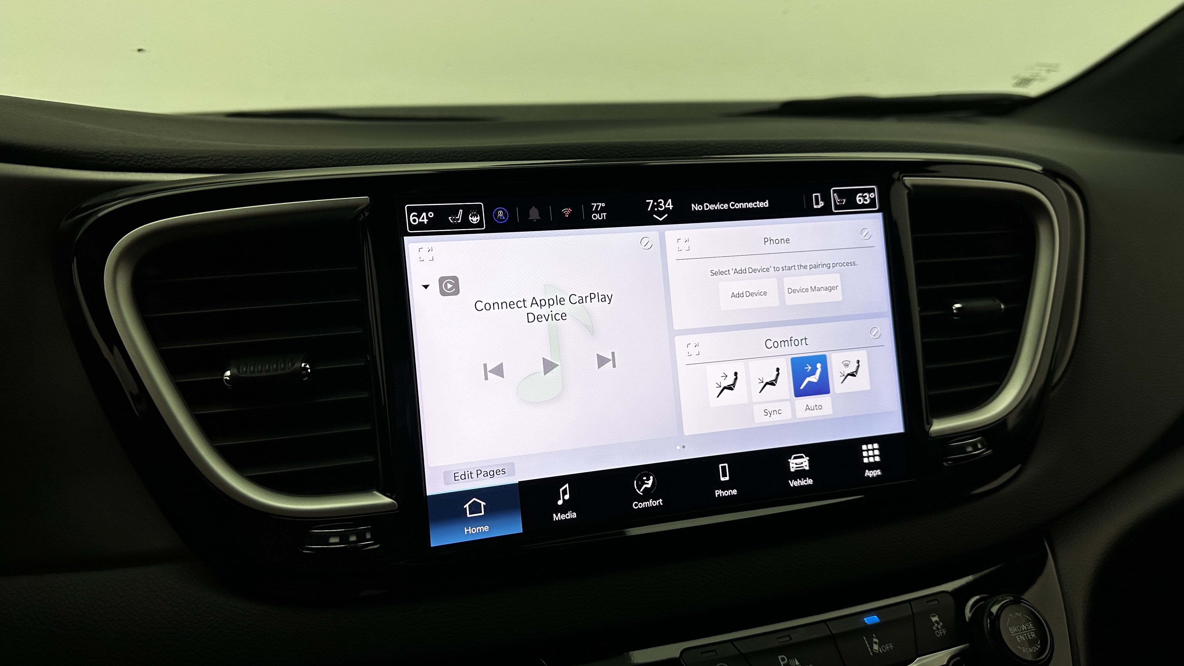 Used 2025 Chrysler Pacifica Select FWD image 15