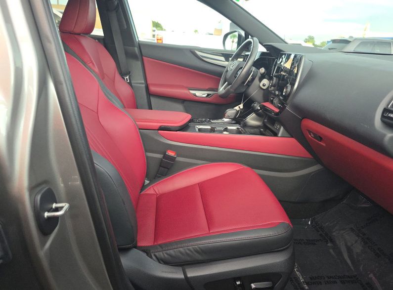Used 2025 Lexus NX 250 FWD w/ Accessory Package (K3) image 15