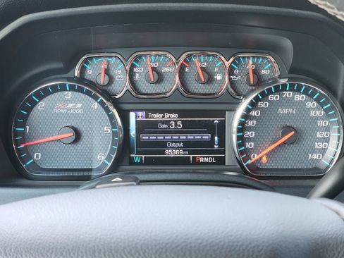 Used 2018 Chevrolet Silverado 1500 LT w/ All Star Edition AWD/4WD image 18