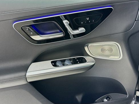 Certified 2023 Mercedes-Benz GLC 300 4MATIC image 19