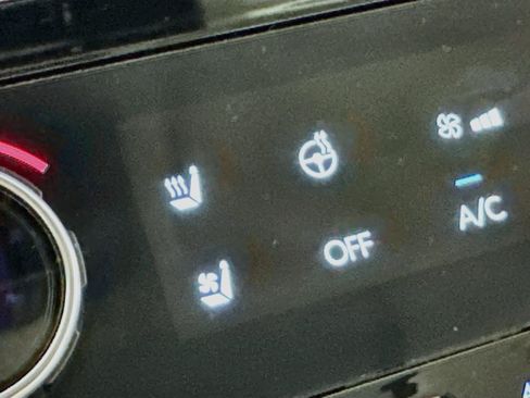 Used 2024 Hyundai Santa Fe Calligraphy AWD/4WD image 5